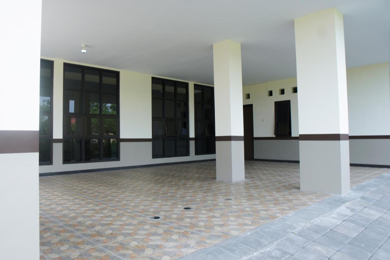 Kost Eksklusif Teduh Salakan Exterior foto
