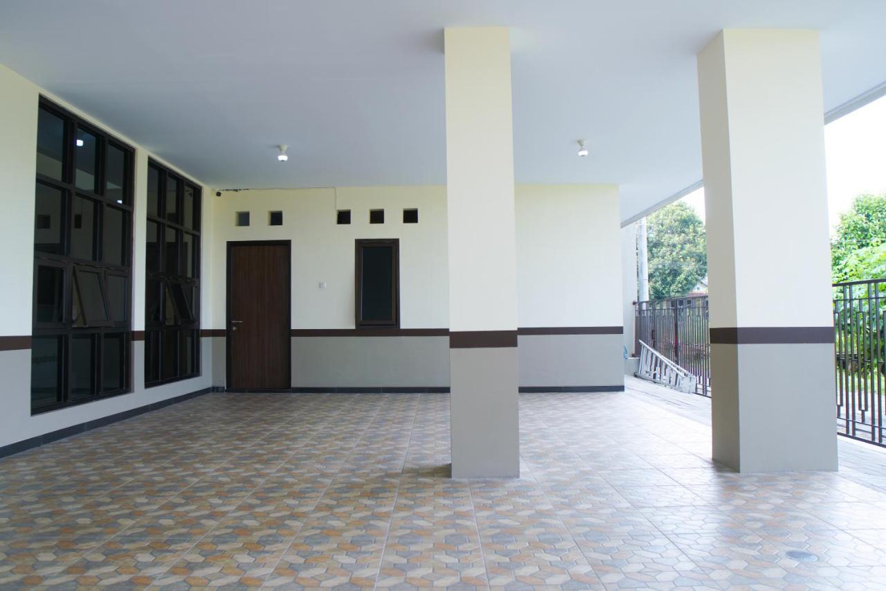 Kost Eksklusif Teduh Salakan Exterior foto